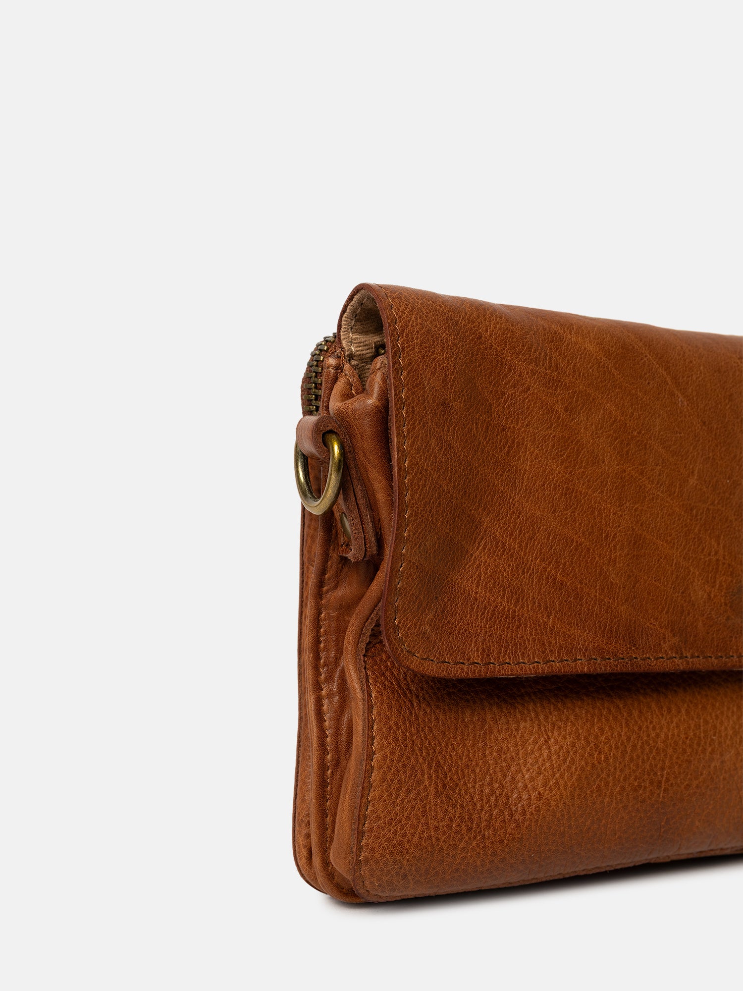 RE:DESIGNED EST 2003 Acile Urban Clutch Walnut