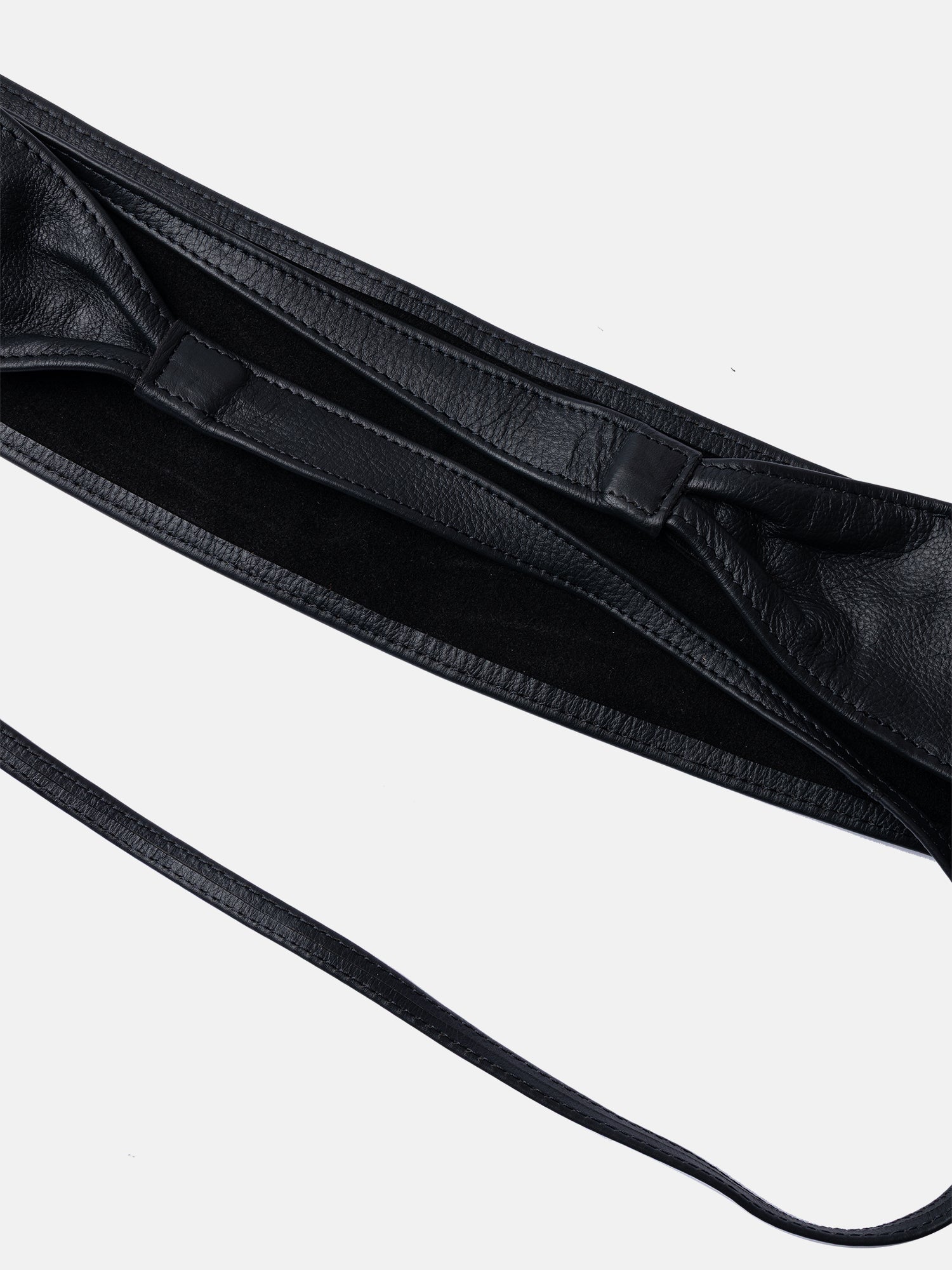 RE:DESIGNED EST 2003 Halle Belt Black