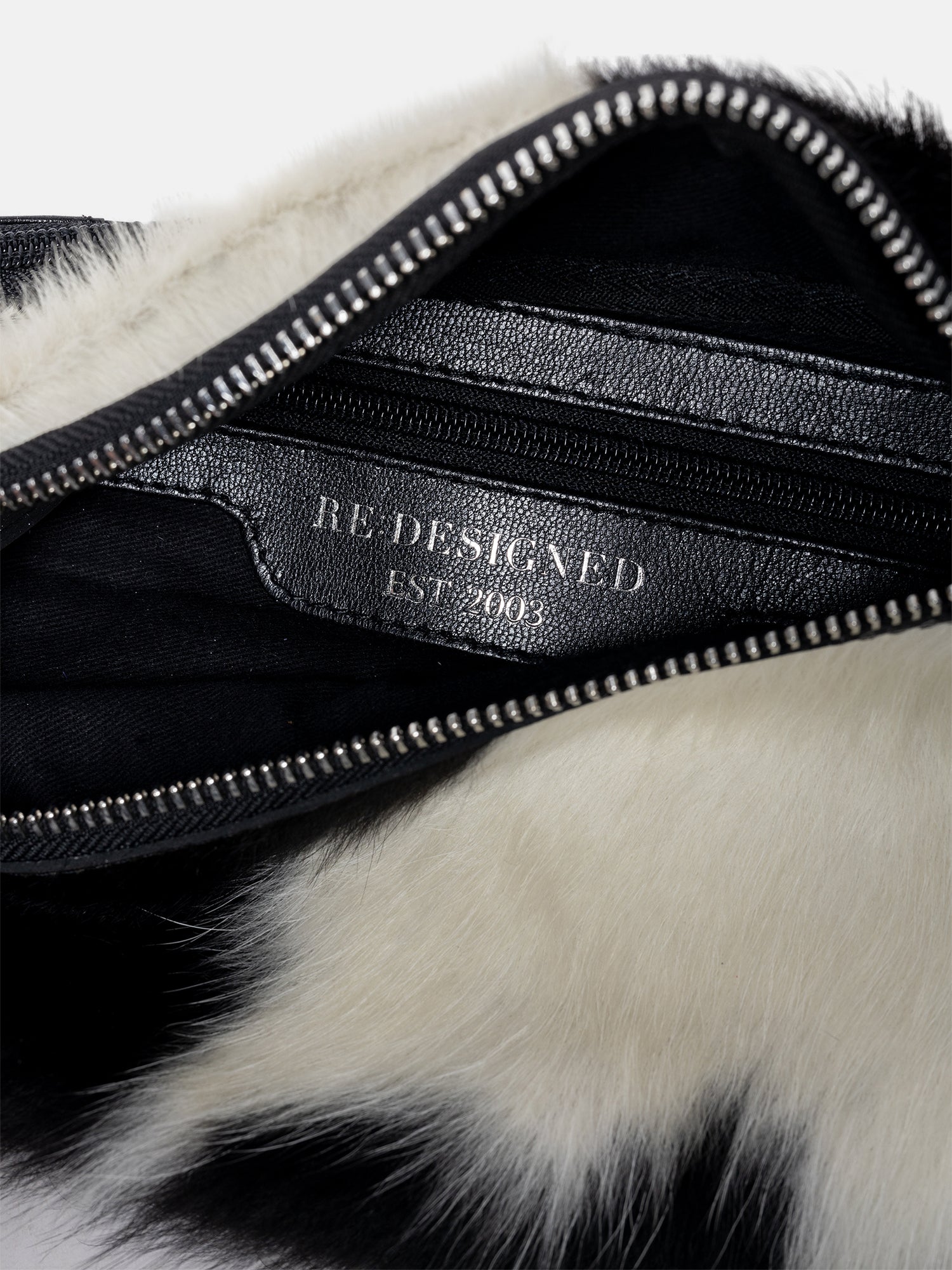 RE:DESIGNED EST 2003 Jia Bumbag Bumbag Black/White