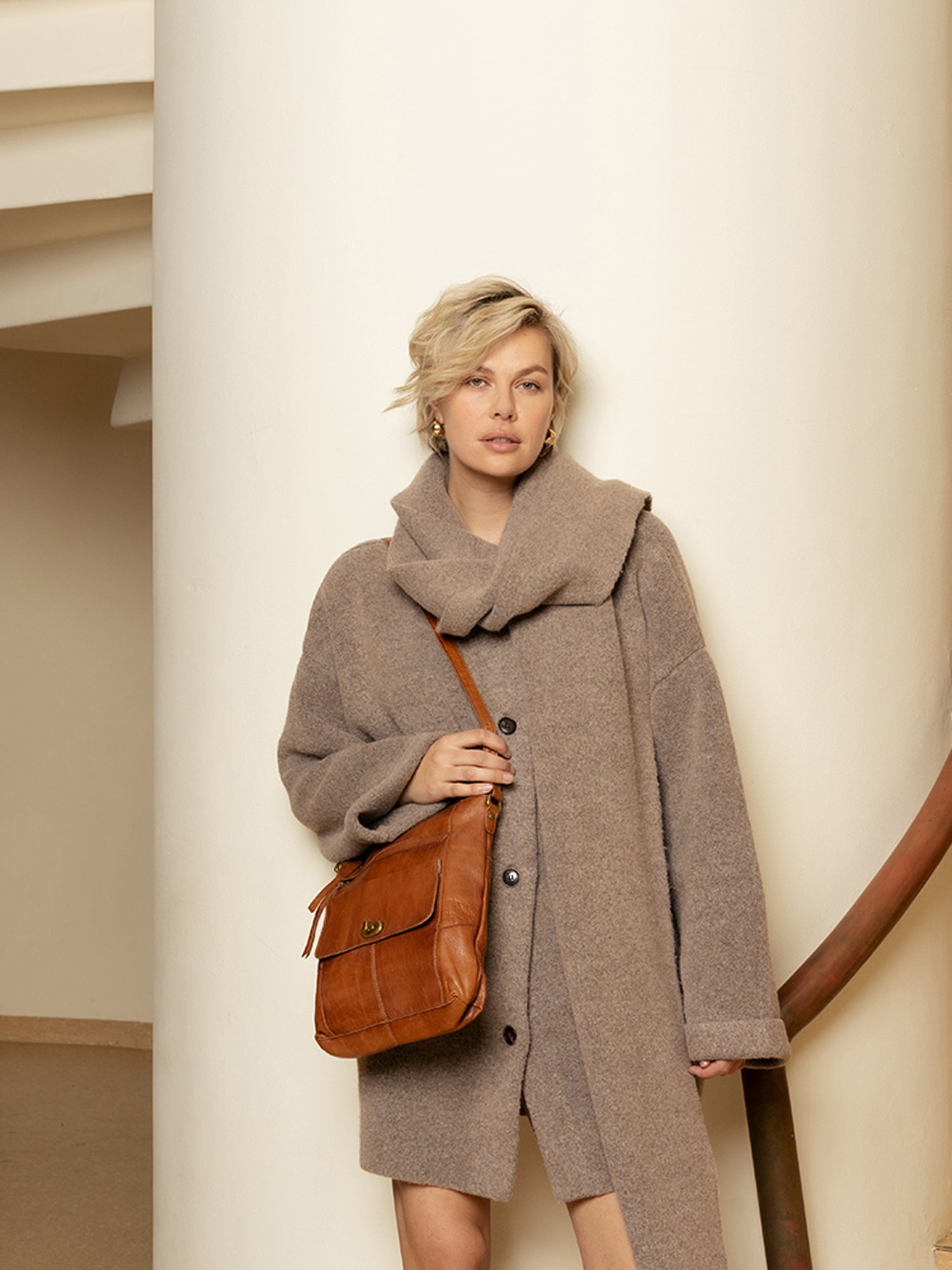 RE:DESIGNED EST 2003 Leknes Urban Crossover Walnut