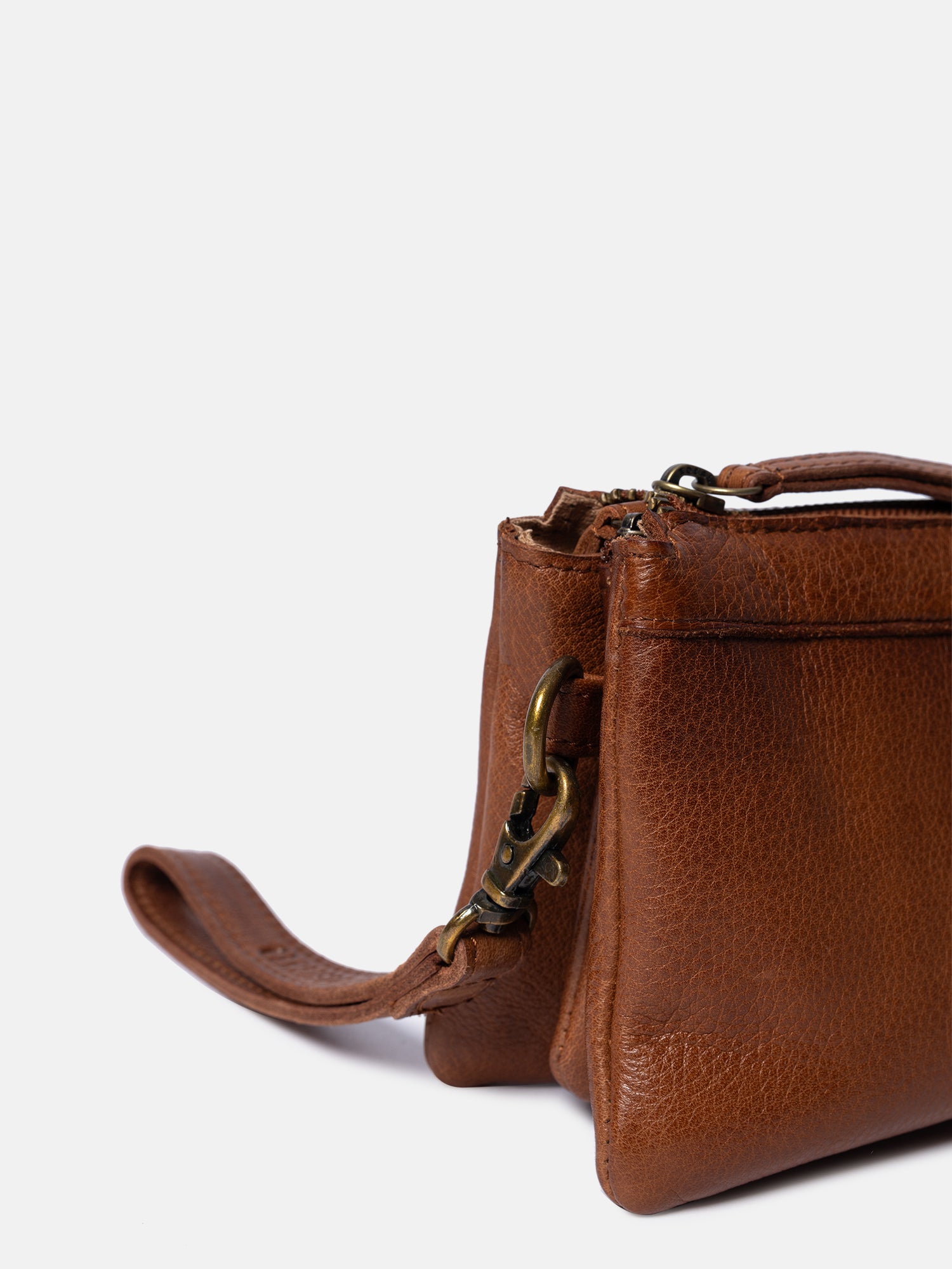 RE:DESIGNED EST 2003 Lisa Urban Clutch Walnut