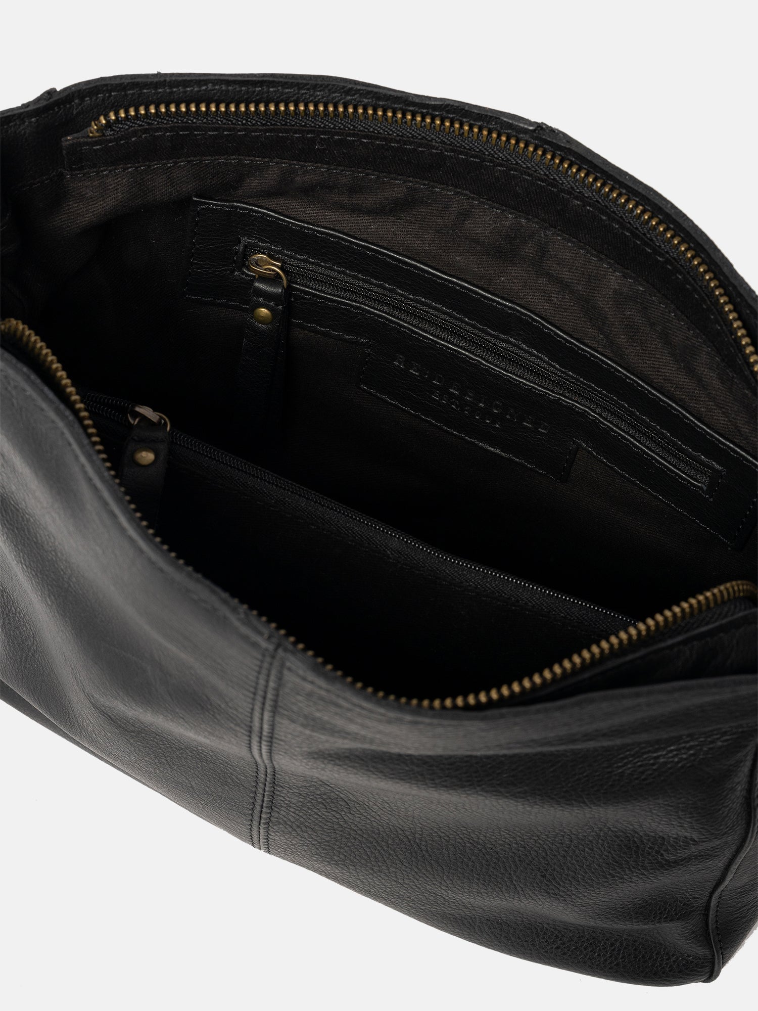 RE:DESIGNED EST 2003 Lise Small Crossover Black