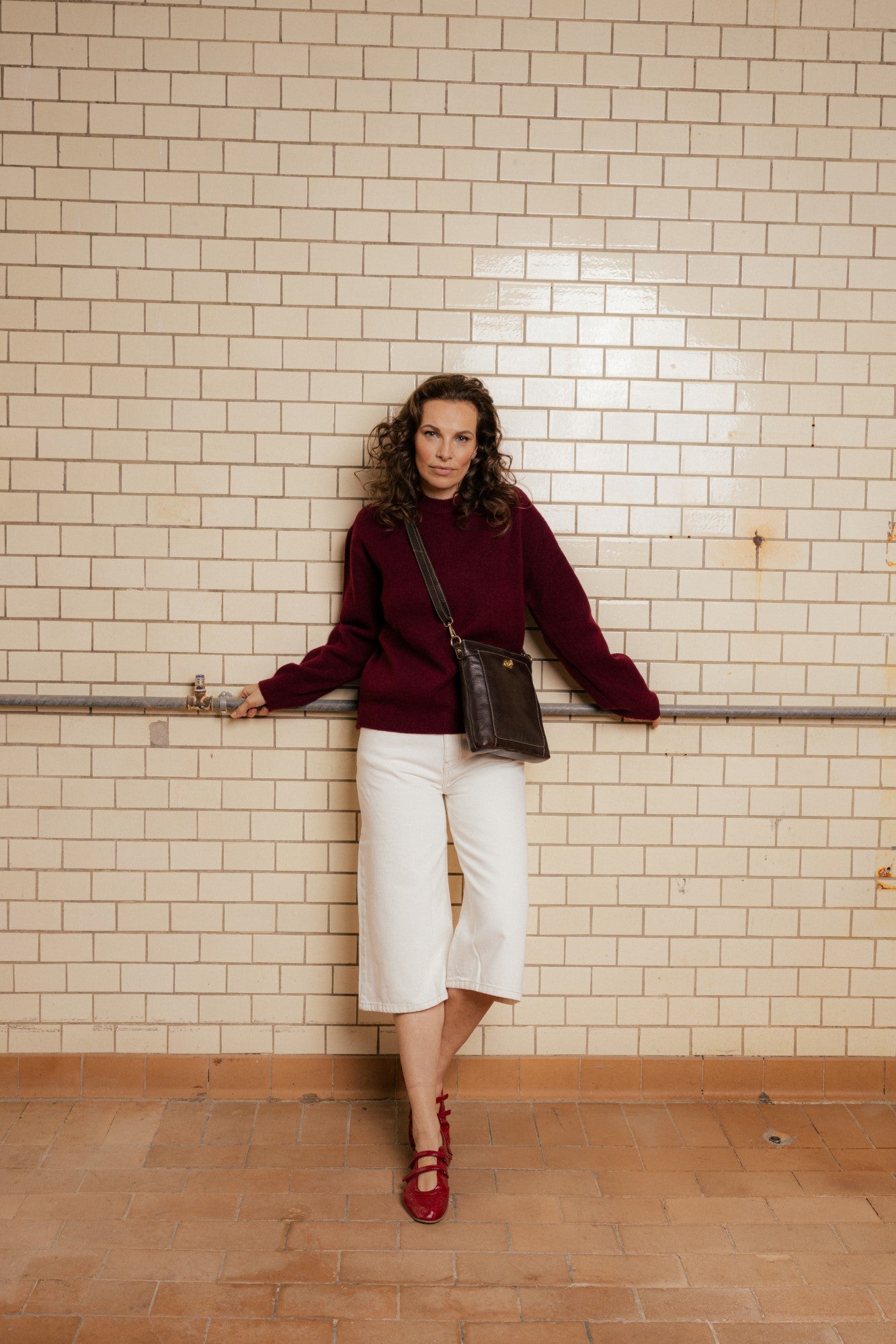 RE:DESIGNED EST 2003 Moa Small Crossover Dark Brown