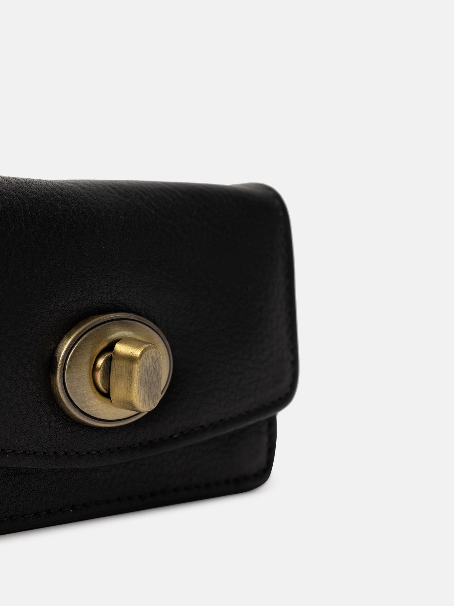 RE:DESIGNED EST 2003 Moa Wallet Small Wallet Black