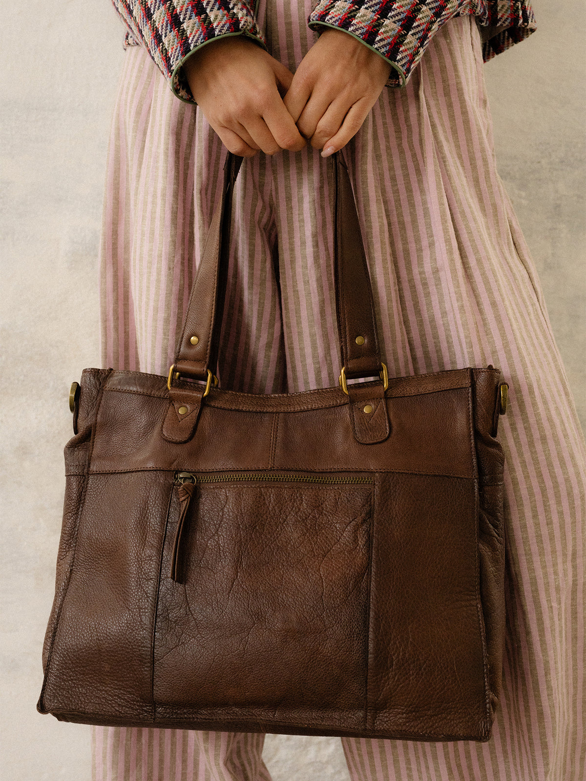 RE:DESIGNED EST 2003 Molly Urban Shoulder bag Woodsmoke