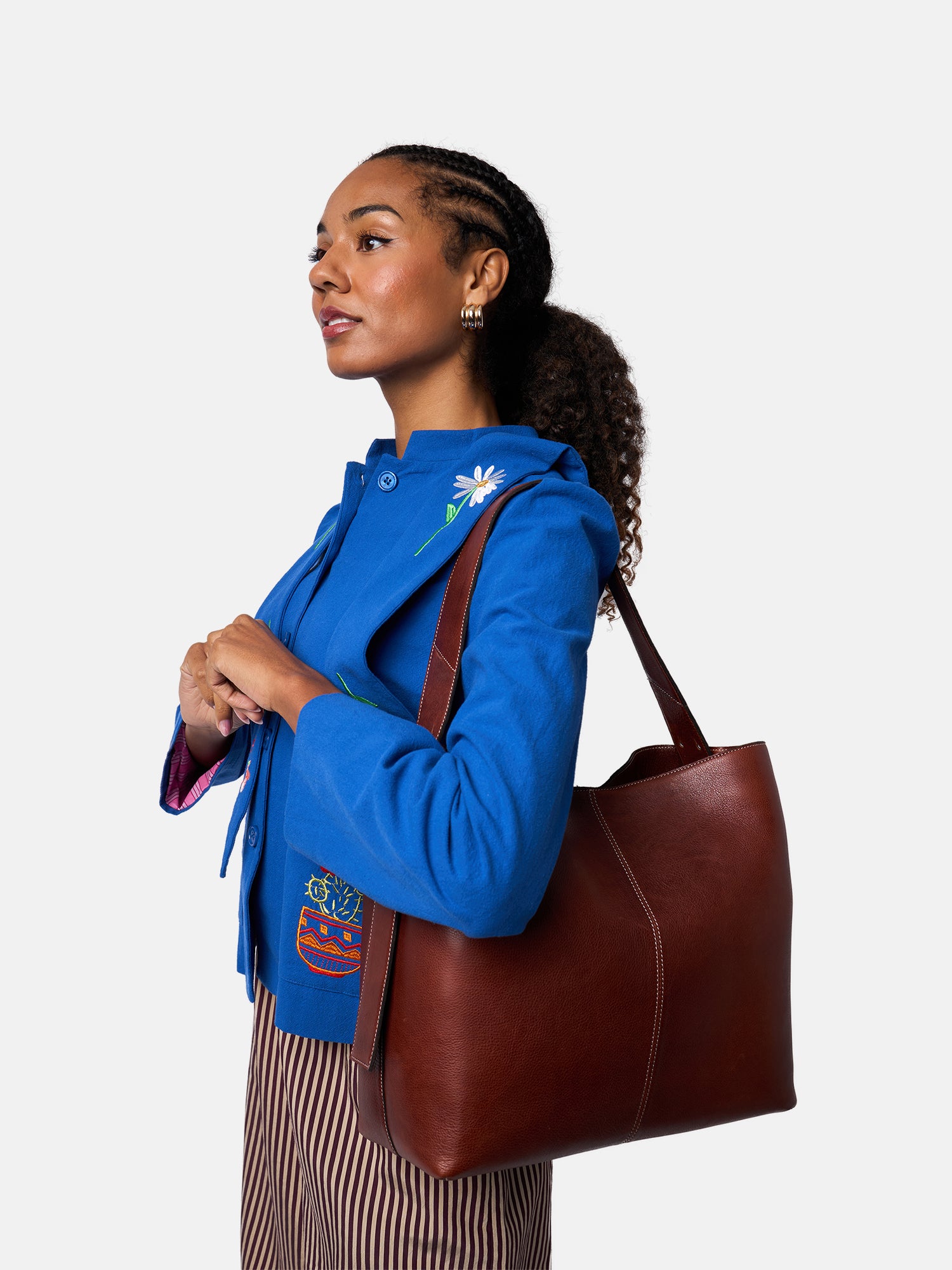RE:DESIGNED EST 2003 Naya Big Shoulder bag Cognac