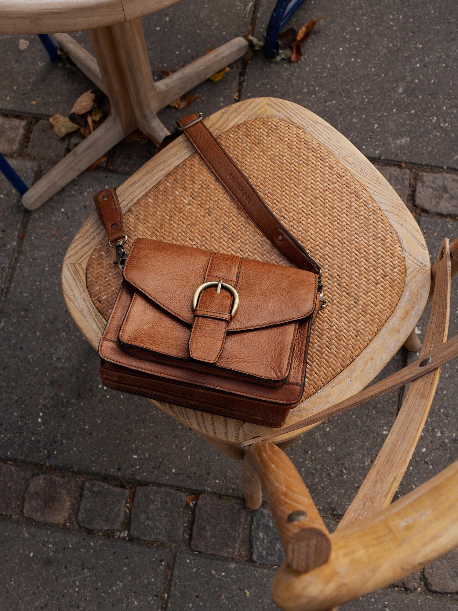RE:DESIGNED EST 2003 Neko Crossover Walnut