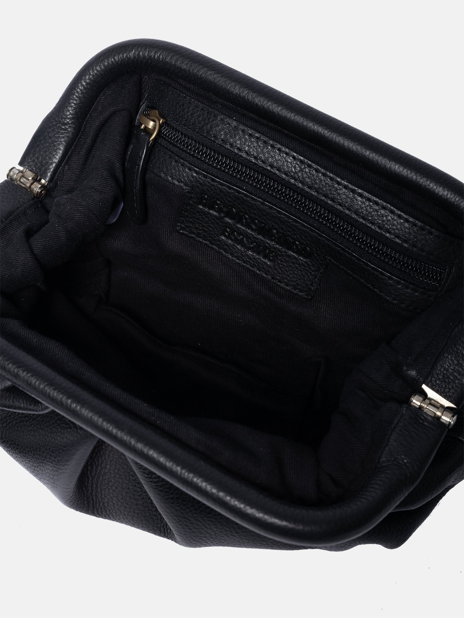 RE:DESIGNED EST 2003 Noha Small Crossover Black