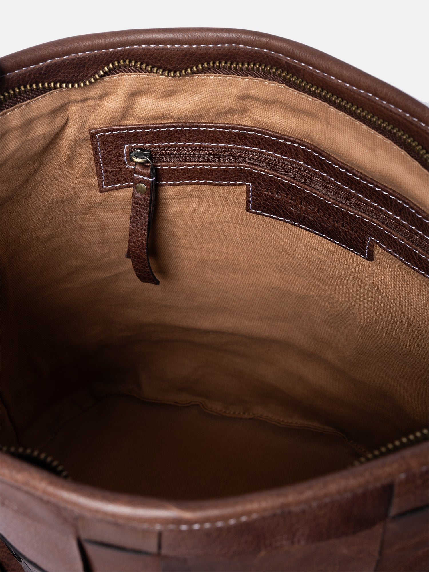 RE:DESIGNED EST 2003 Noor Big Shoulder bag Woodsmoke