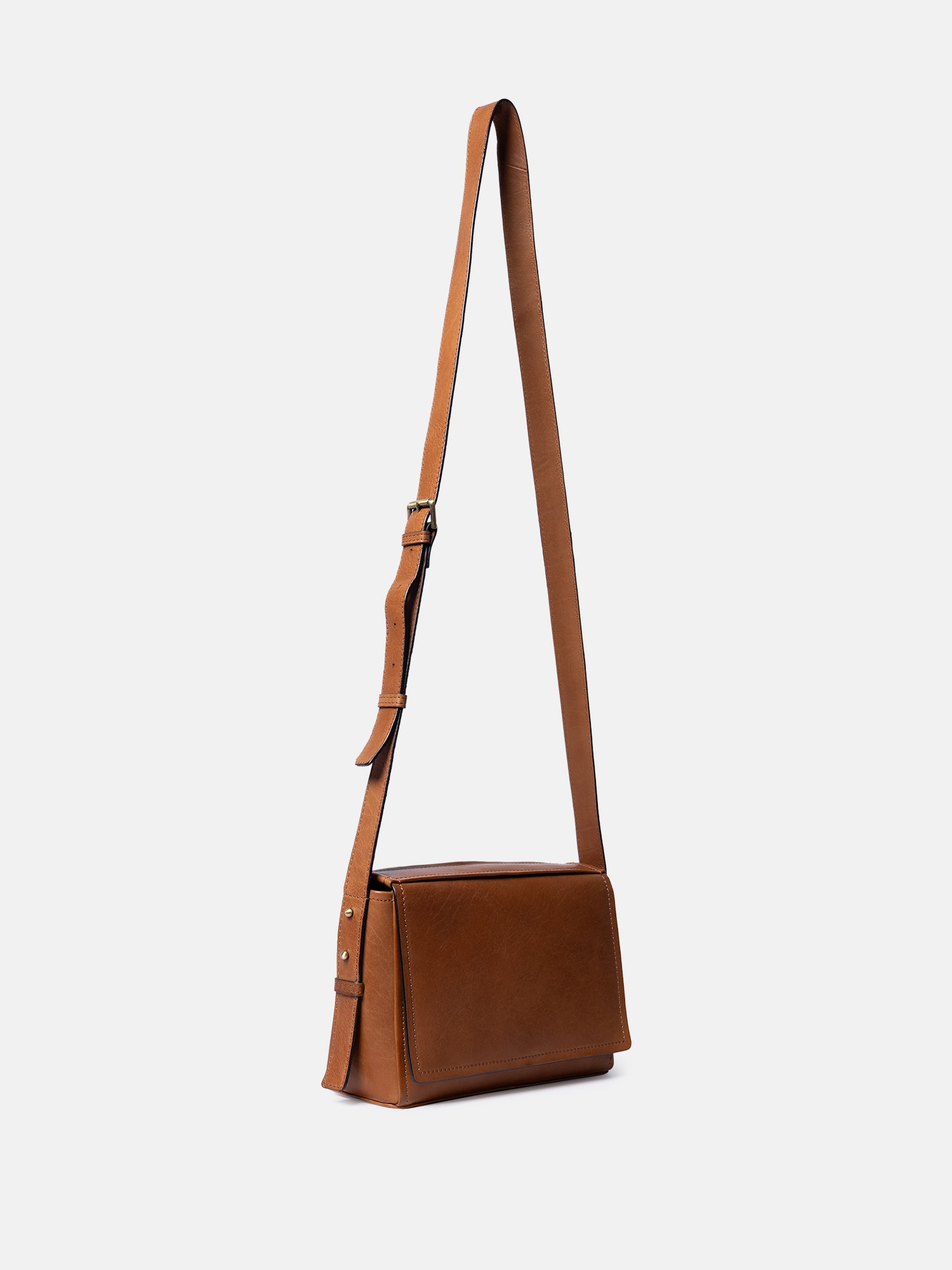 RE:DESIGNED EST 2003 Nory Crossover Tan