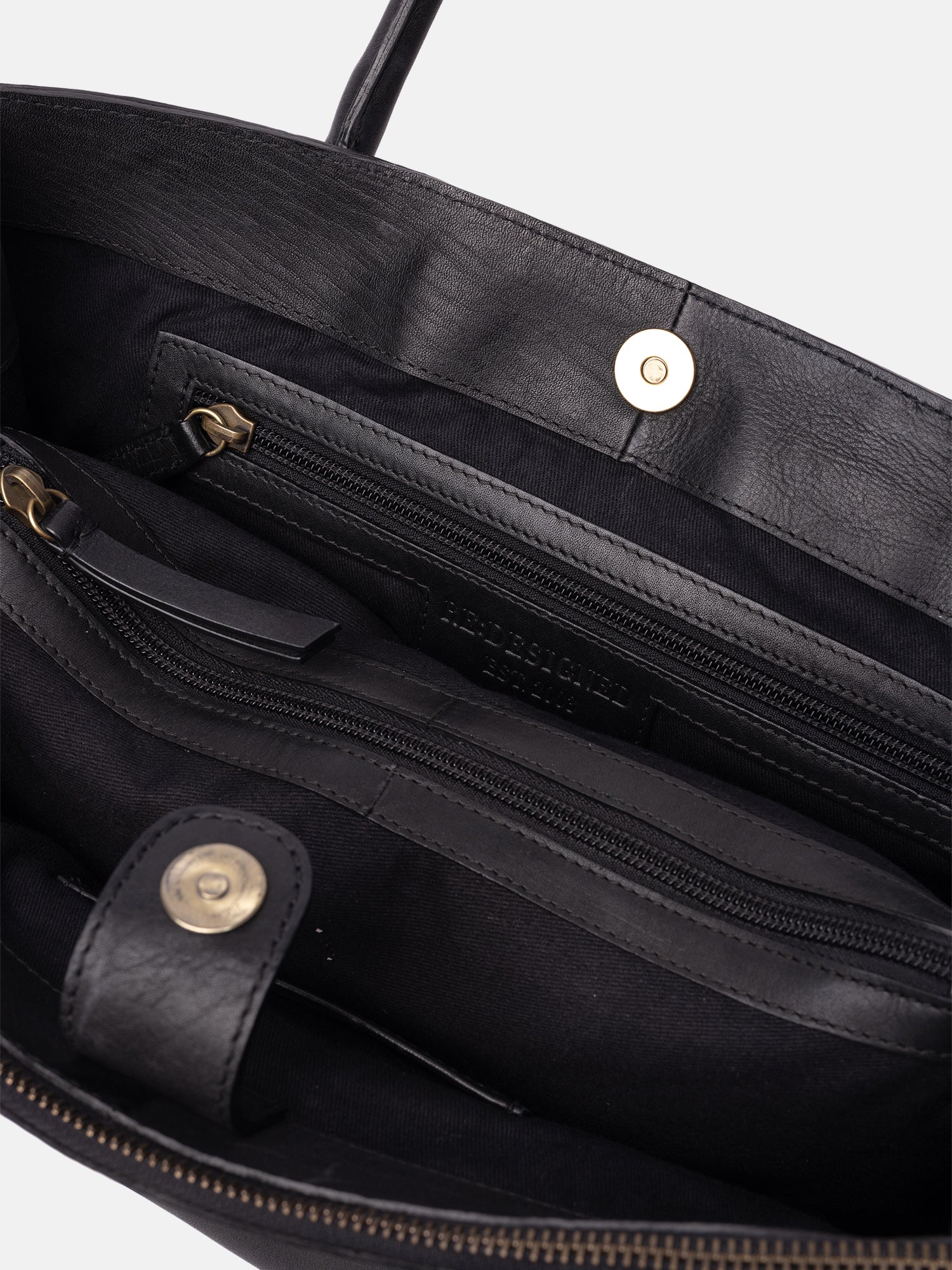 RE:DESIGNED EST 2003 Ora Small Shoulder bag Black