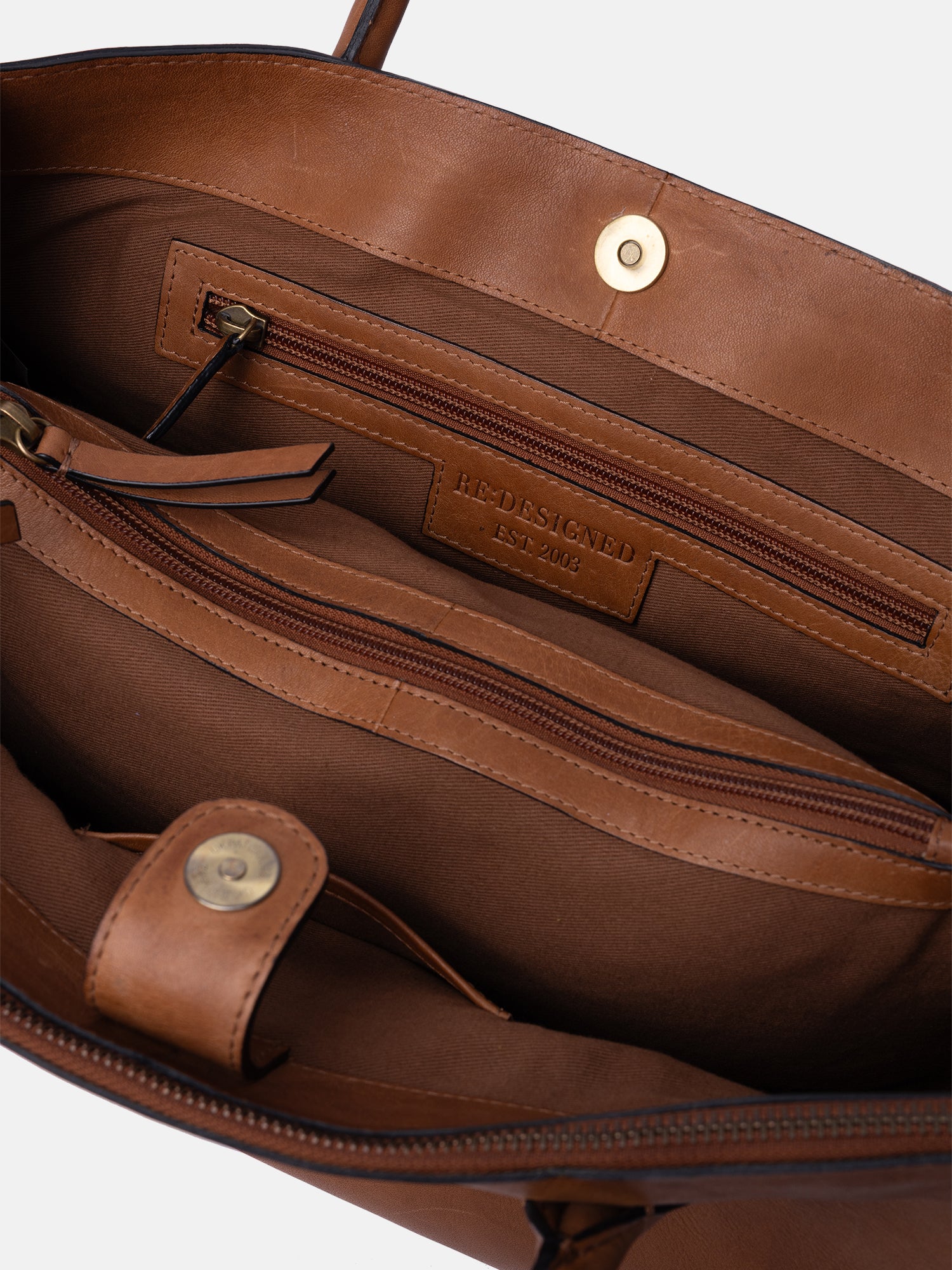 RE:DESIGNED EST 2003 Ora Small Shoulder bag Tan