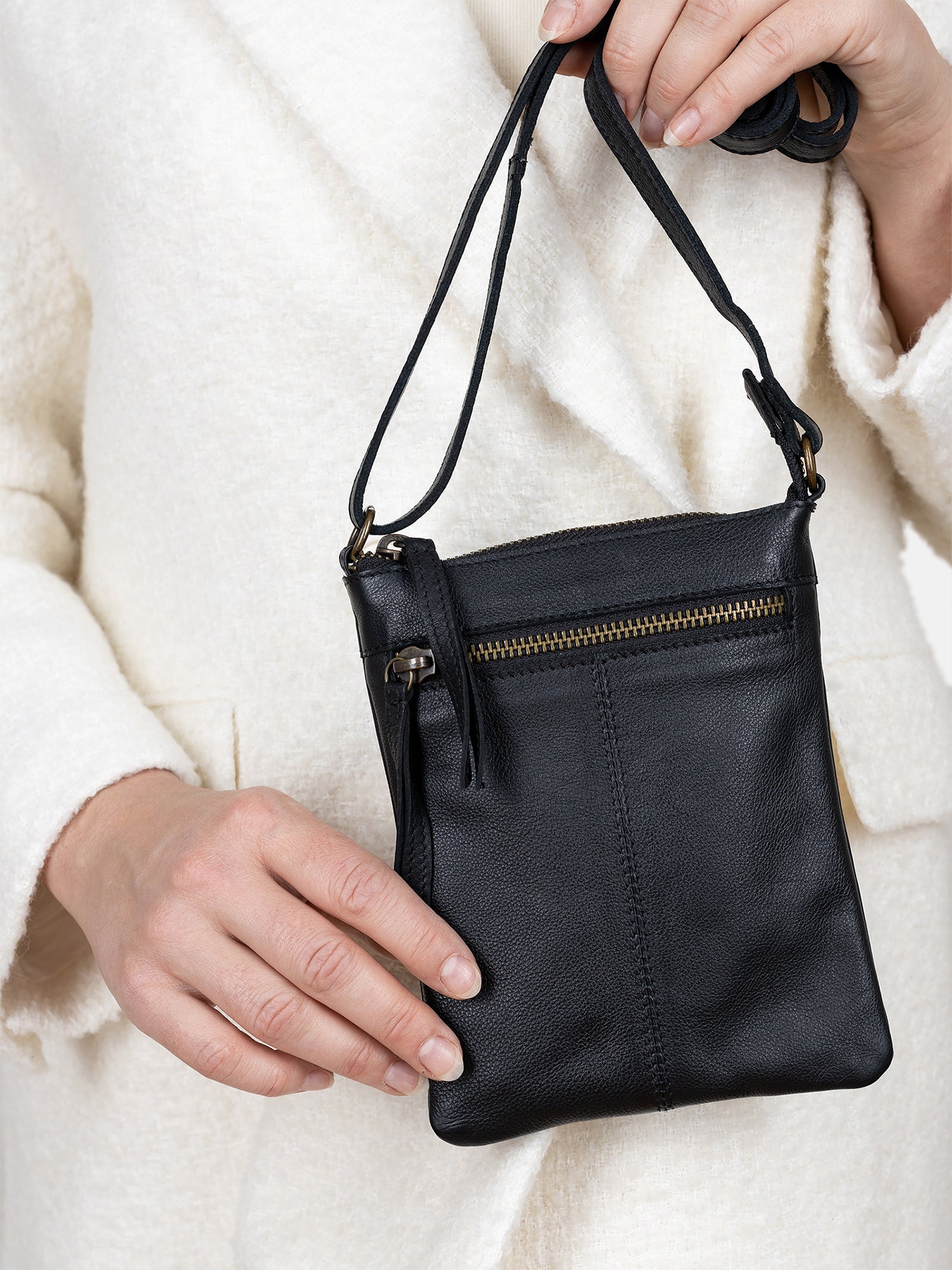 RE:DESIGNED EST 2003 Oulu Urban Crossover Black