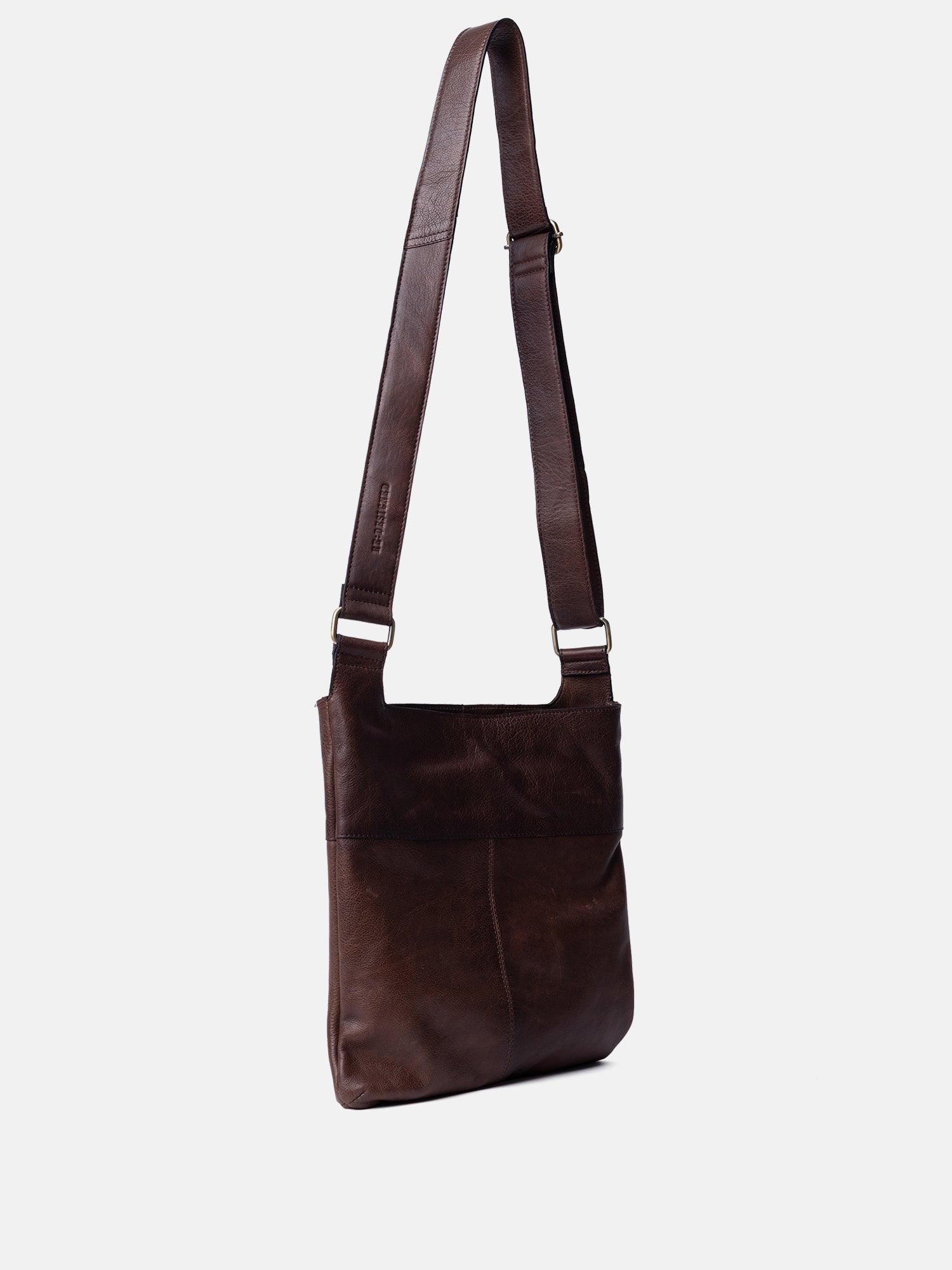 RE:DESIGNED EST 2003 Sara Big Crossover Woodsmoke