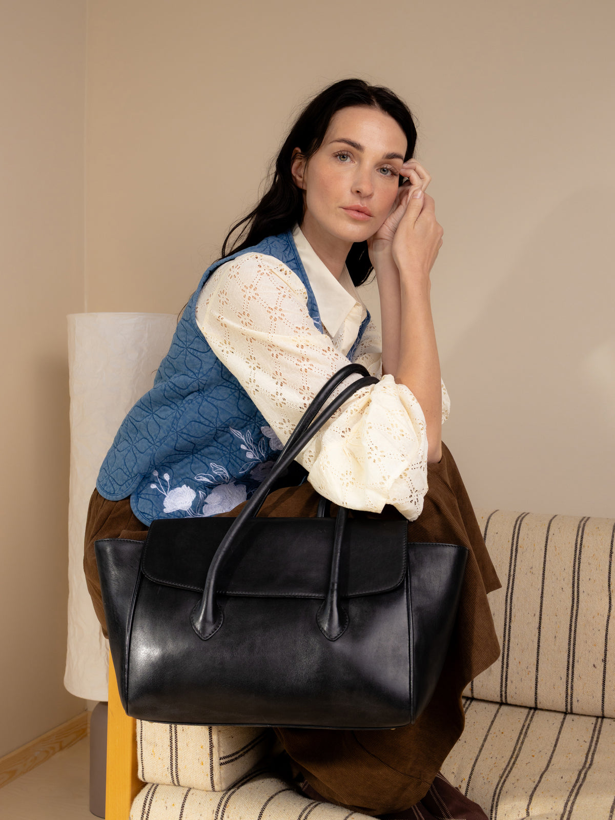 RE:DESIGNED EST 2003 Sisu Big Handbag Black