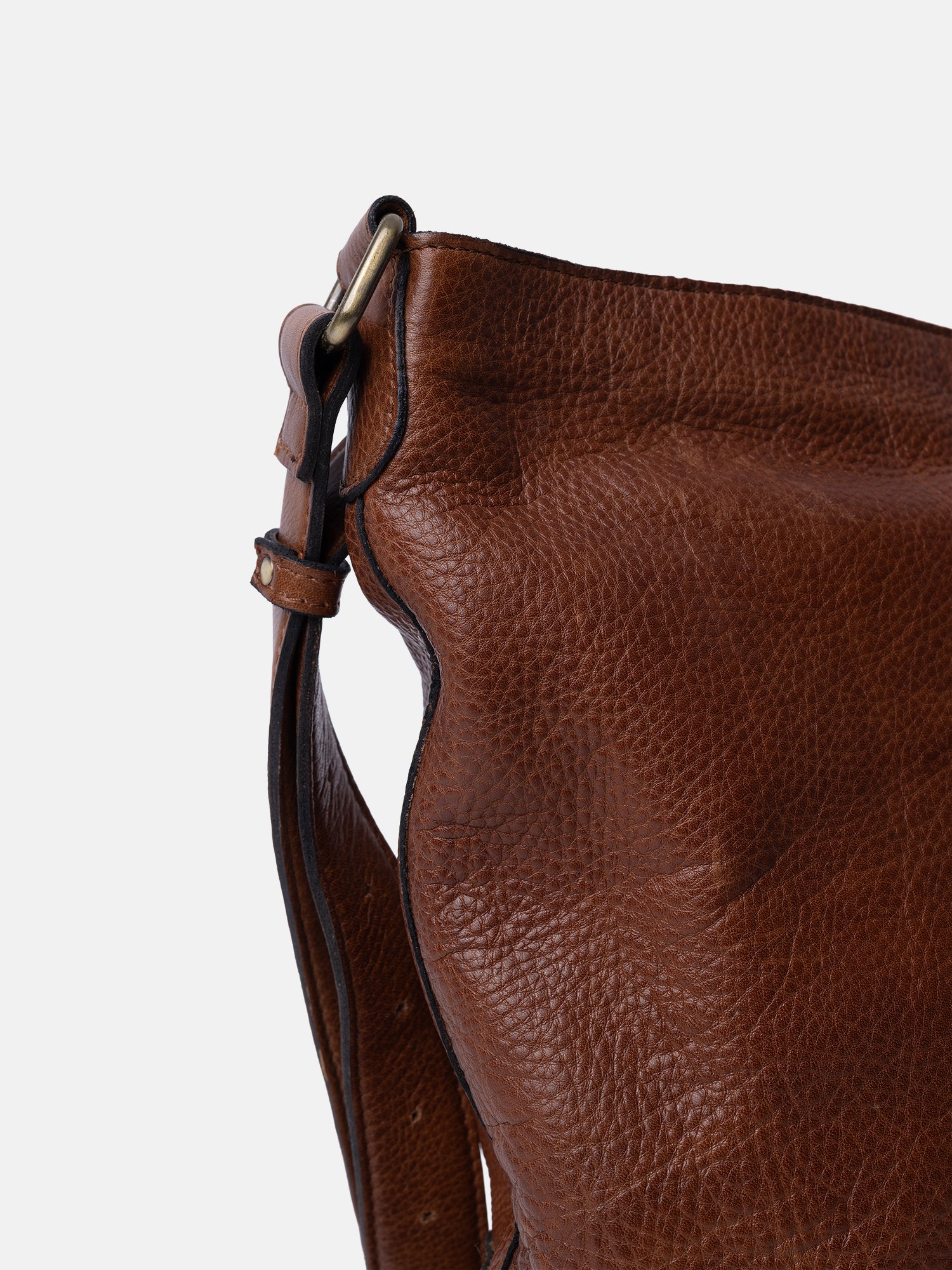 RE:DESIGNED EST 2003 Svea Big Crossover Walnut