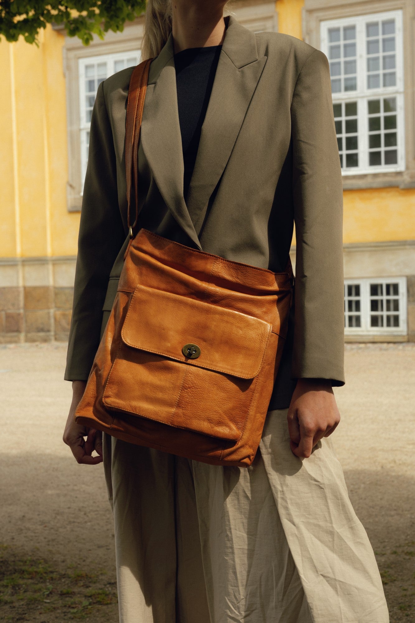 RE:DESIGNED EST 2003 1656 Urban Crossover Burned Tan