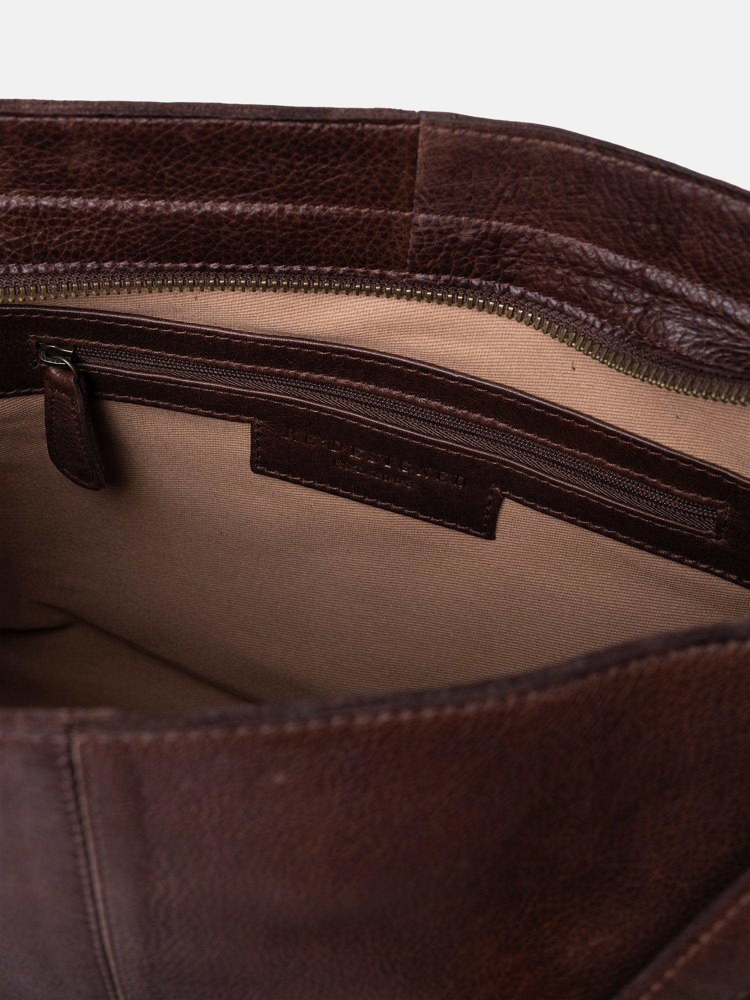 RE:DESIGNED EST 2003 Aro Small Shoulder bag Woodsmoke