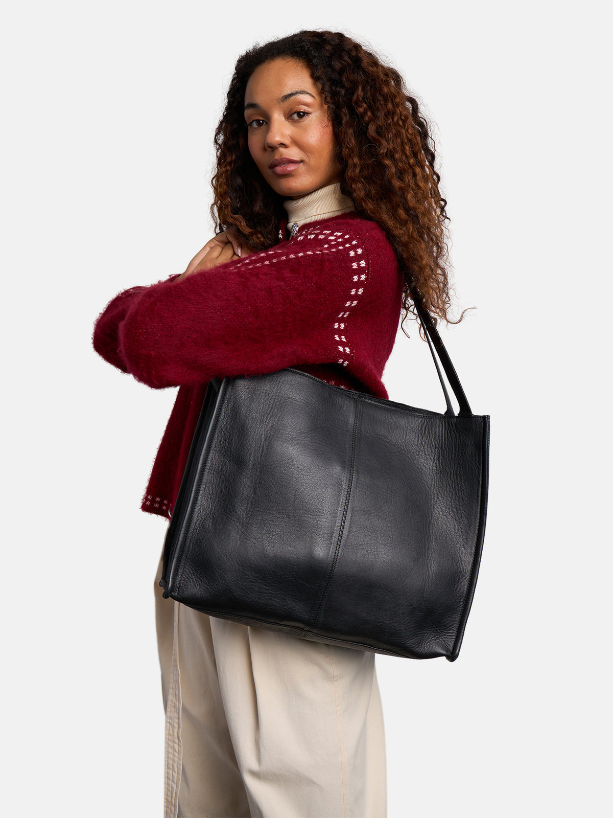 RE:DESIGNED EST 2003 Aro Urban Shoulder bag Black