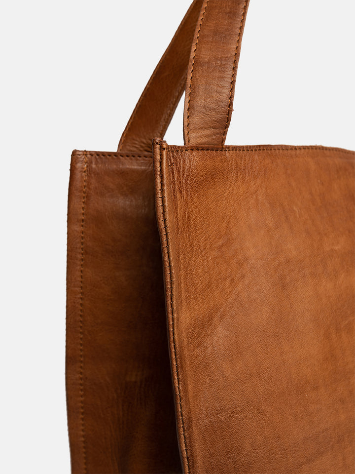 RE:DESIGNED EST 2003 Aro Urban Shoulder bag Walnut