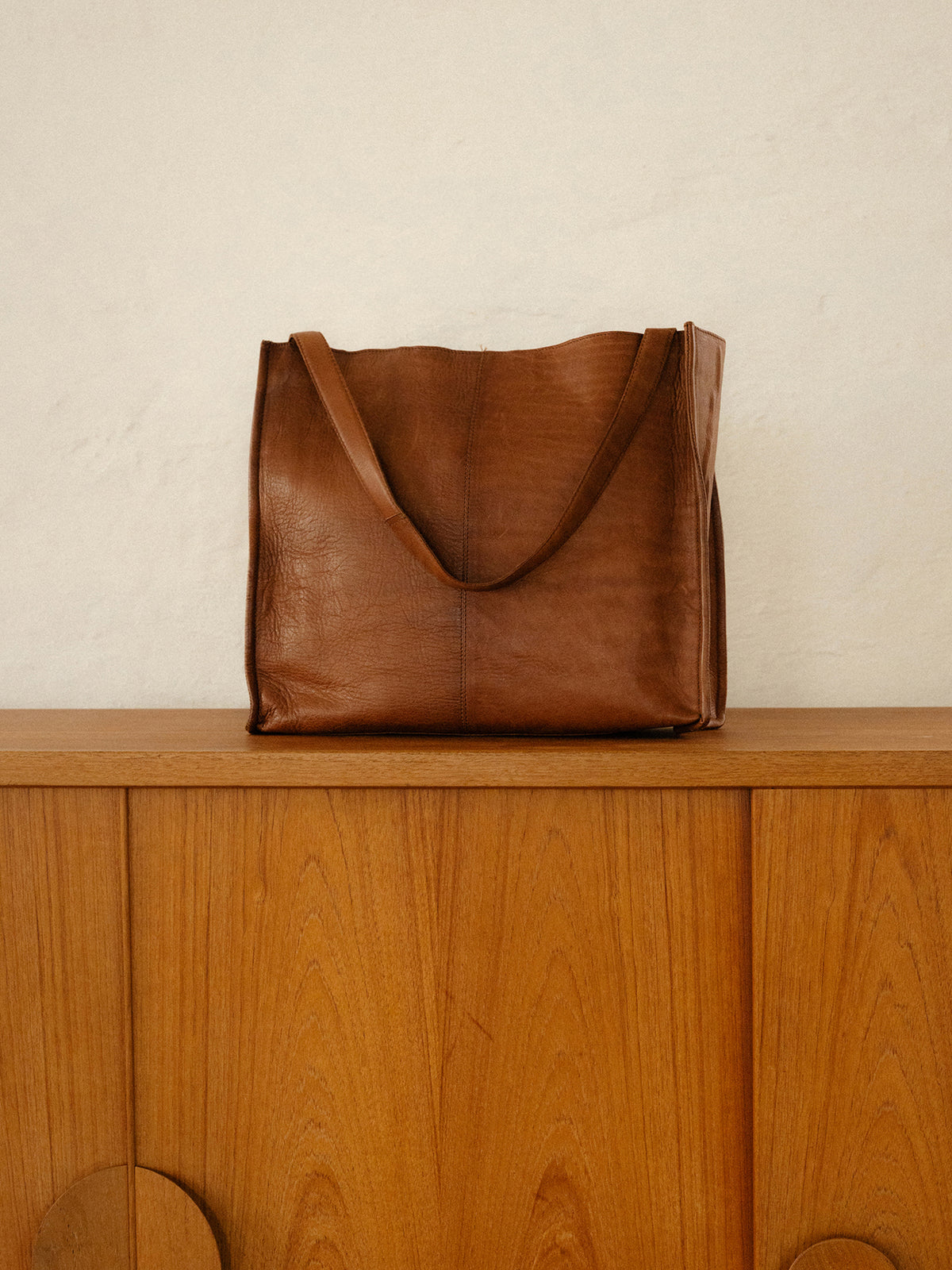 RE:DESIGNED EST 2003 Aro Urban Shoulder bag Walnut