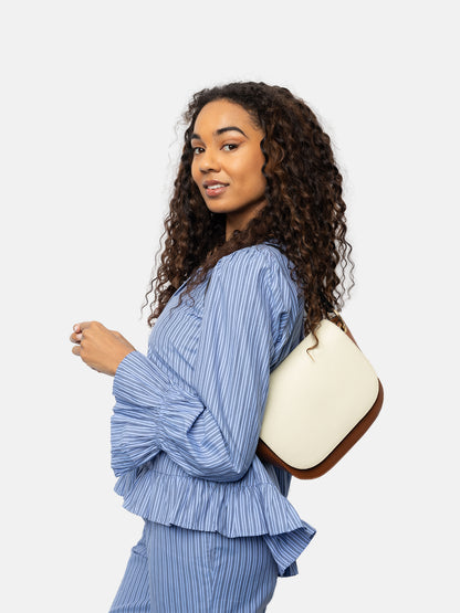 RE:DESIGNED EST 2003 Febe Shoulder bag Cognac/offwhite/Black