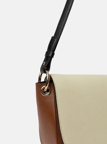 RE:DESIGNED EST 2003 Febe Shoulder bag Cognac/offwhite/Black