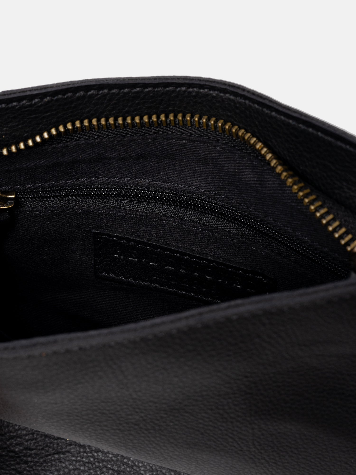 RE:DESIGNED EST 2003 Fillis Small Crossover Black/Brass