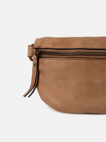 RE:DESIGNED EST 2003 Gisela Bumbag Taupe