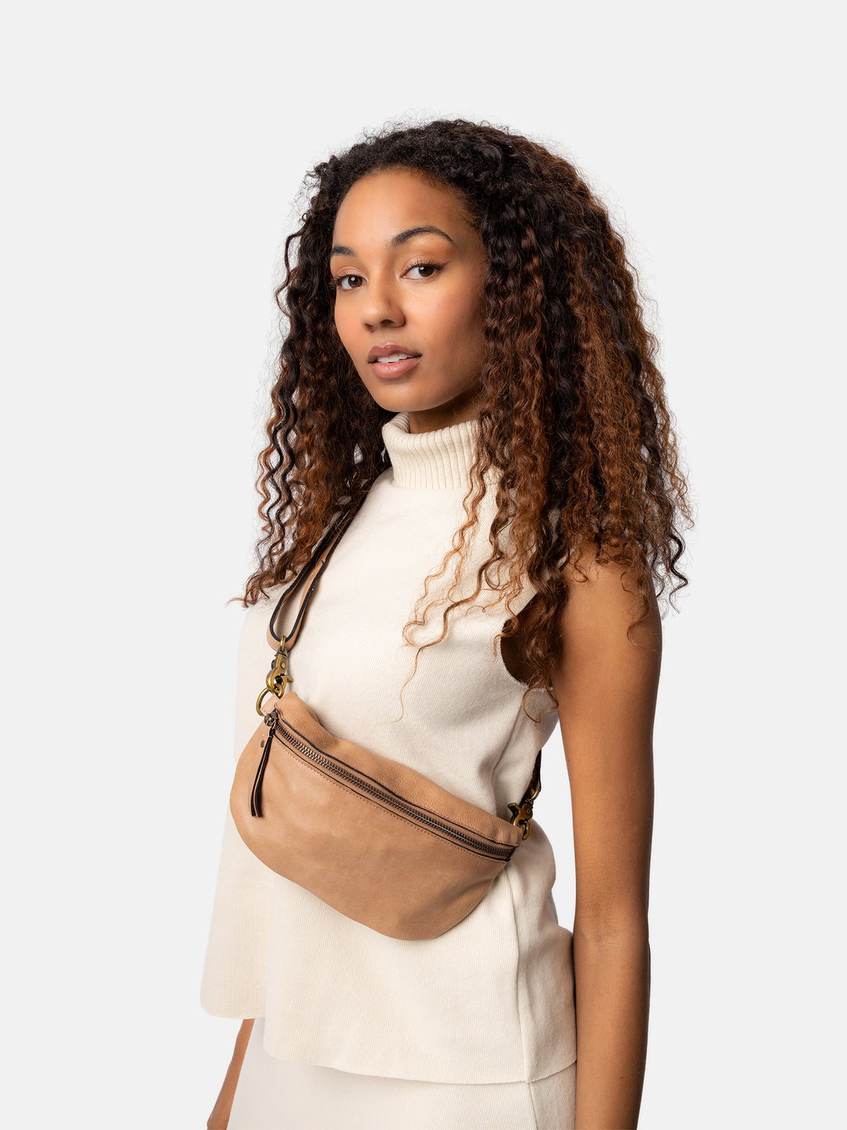 RE:DESIGNED EST 2003 Gisela Bumbag Taupe