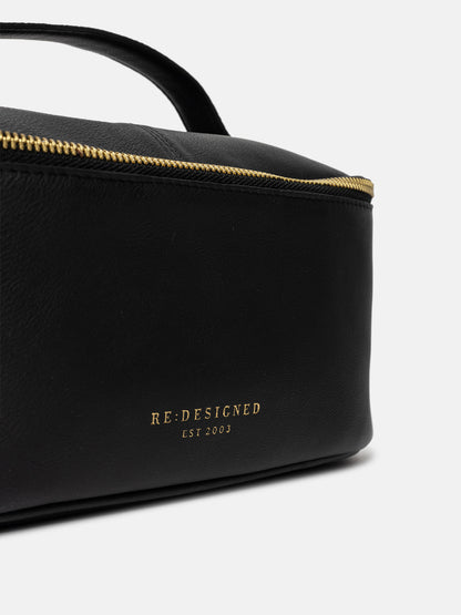 RE:DESIGNED EST 2003 Helga Big Toilet Bag Black