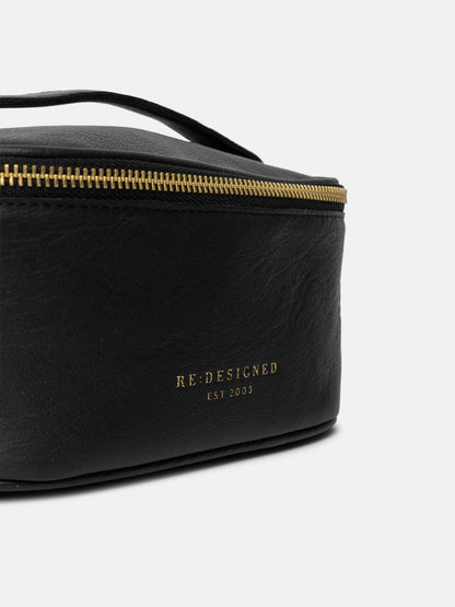 RE:DESIGNED EST 2003 Helga Small Toilet Bag Black