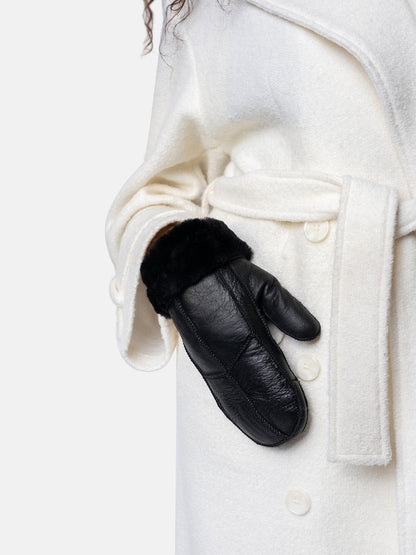 RE:DESIGNED EST 2003 Henny Mittens Black