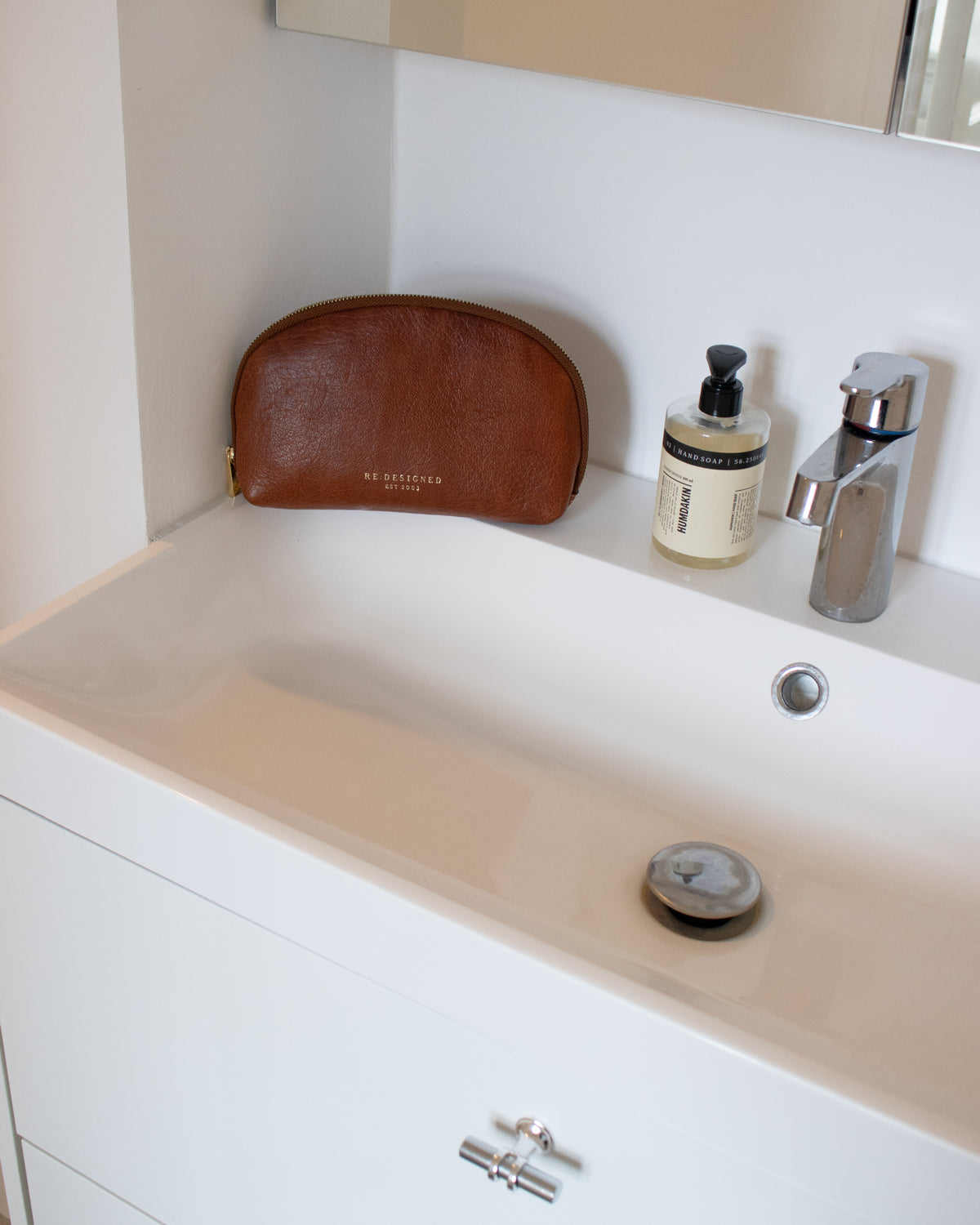 RE:DESIGNED EST 2003 Hoshi Toiletry Bag Walnut