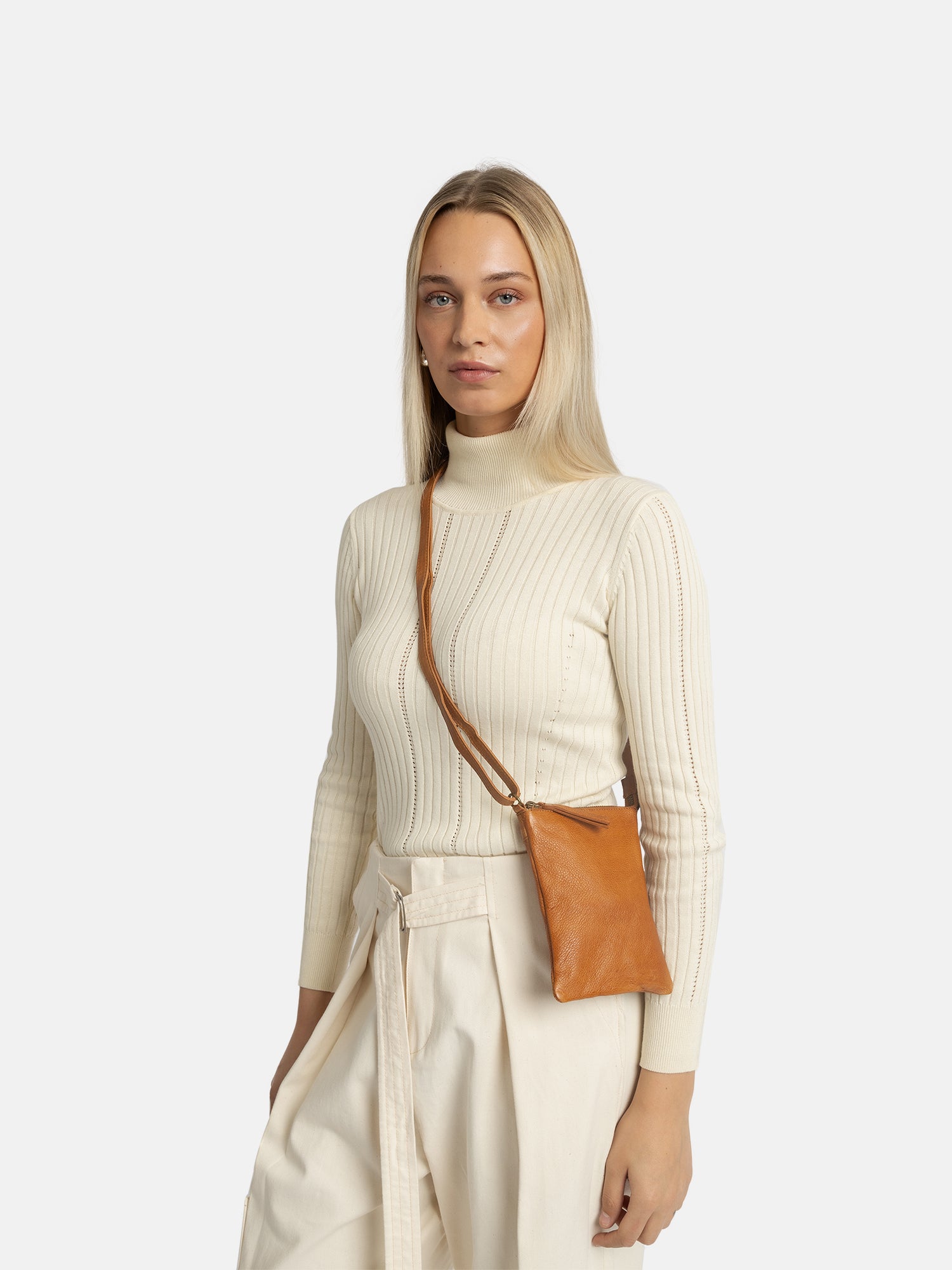 RE:DESIGNED EST 2003 Jane Urban Mobile Bag Burned Tan