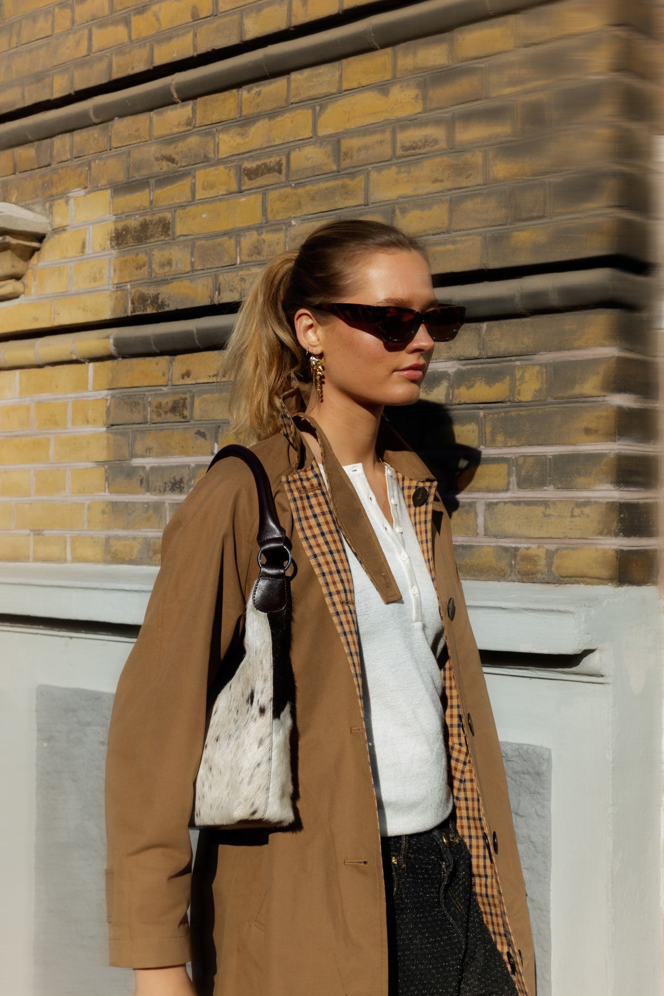 RE:DESIGNED EST 2003 Jia Small Shoulder bag Brown/White