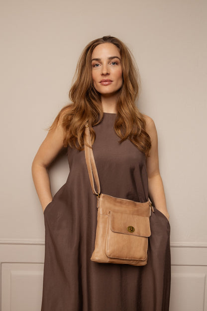 RE:DESIGNED EST 2003 Kay Urban Crossover Taupe