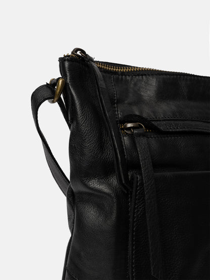 RE:DESIGNED EST 2003 Leknes Urban Crossover Black