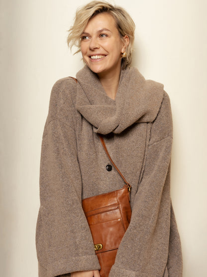 RE:DESIGNED EST 2003 Leknes Urban Crossover Walnut