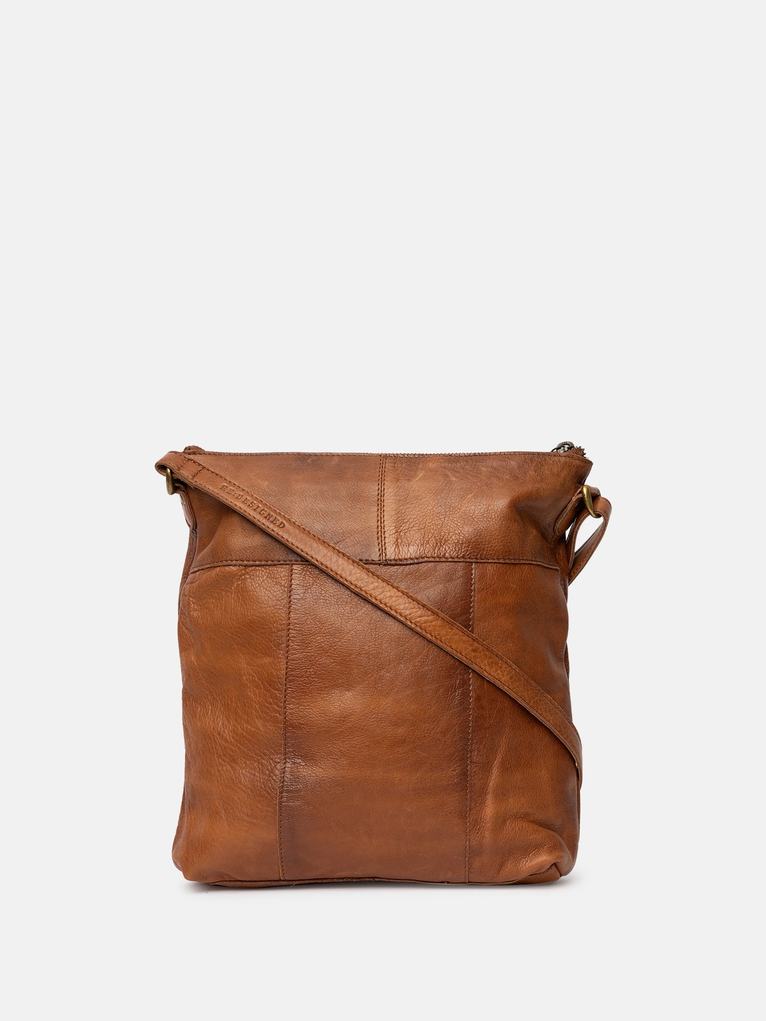 RE:DESIGNED EST 2003 Leknes Urban Crossover Walnut