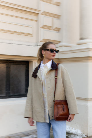 RE:DESIGNED EST 2003 Lilia Small Crossover Walnut