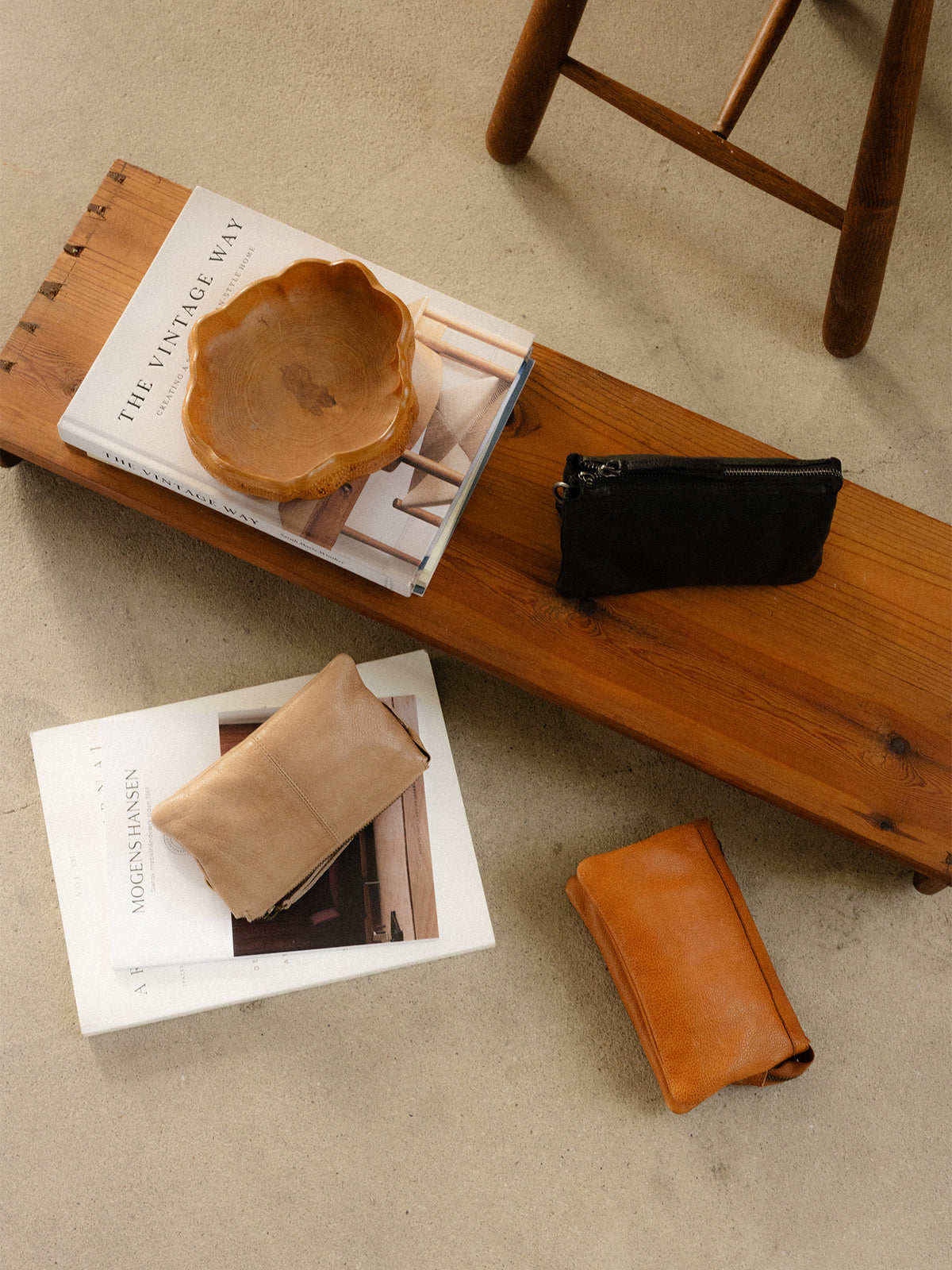 RE:DESIGNED EST 2003 Lisa Urban Clutch Burned Tan
