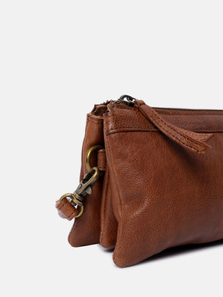 RE:DESIGNED EST 2003 Lisa Urban Clutch Walnut