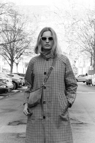 RE:DESIGNED EST 2003 Lucie Small Crossover Walnut