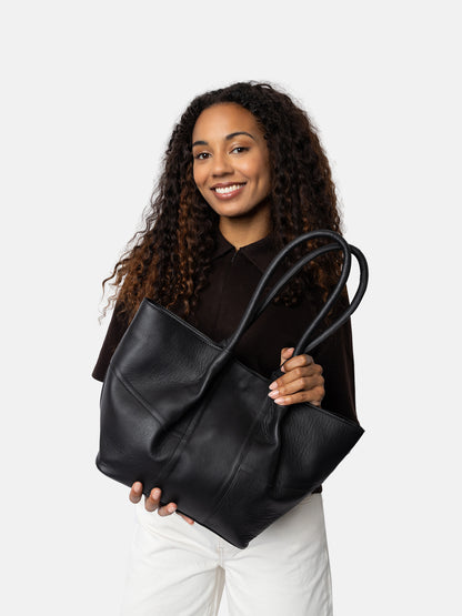 RE:DESIGNED EST 2003 Mane Small Shoulder bag Black