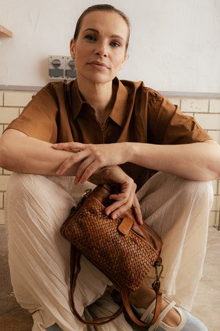 RE:DESIGNED EST 2003 Marga Crossover Tan
