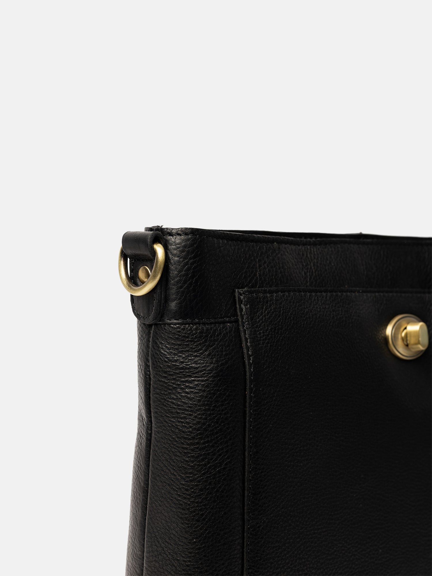 RE:DESIGNED EST 2003 Moa Big Crossover Black