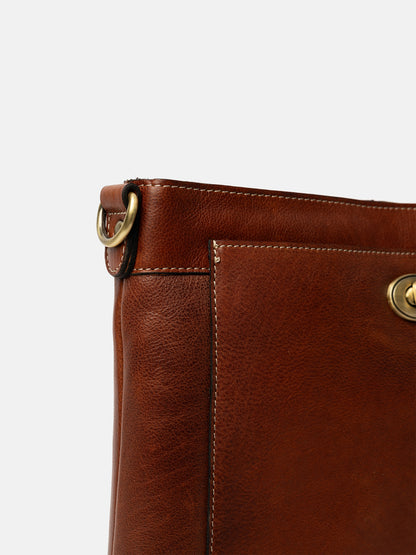 RE:DESIGNED EST 2003 Moa Big Crossover Cognac