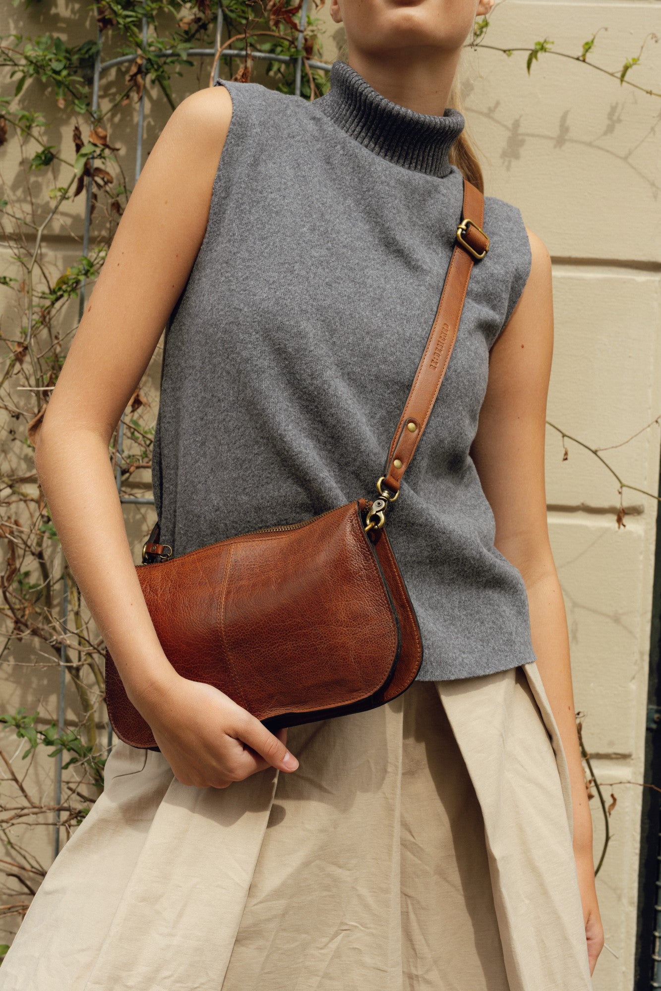 RE:DESIGNED EST 2003 Myn Big Crossover Walnut