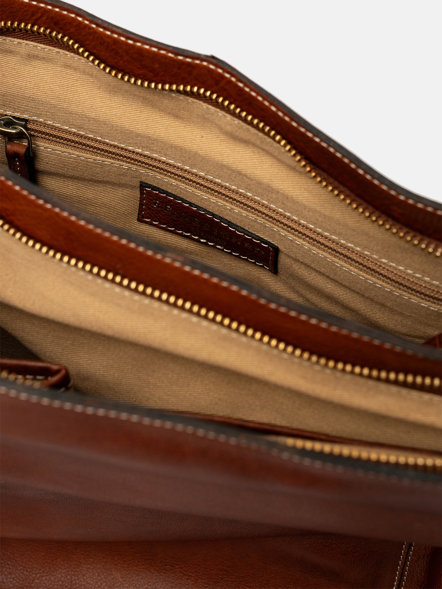RE:DESIGNED EST 2003 Myra Big Shoulder bag Cognac